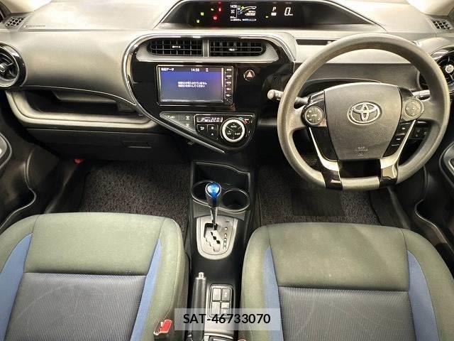Toyota AQUA 2019-07 8866187-1