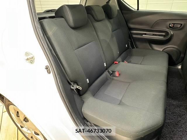 Toyota AQUA 2019-07 8866187-11