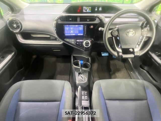 Toyota AQUA 2018-06 8866412-1