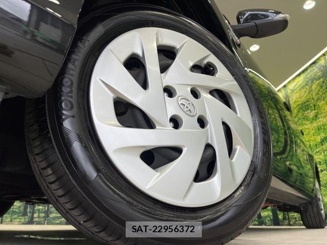 Toyota AQUA 2018-06 8866412-12
