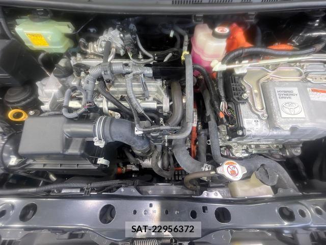 Toyota AQUA 2018-06 8866412-17