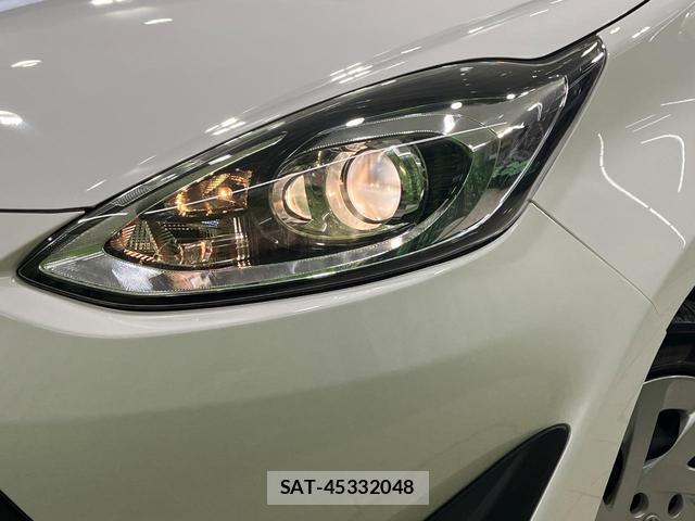 Toyota AQUA 2019-07 8866421-11