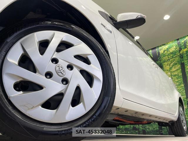 Toyota AQUA 2019-07 8866421-12