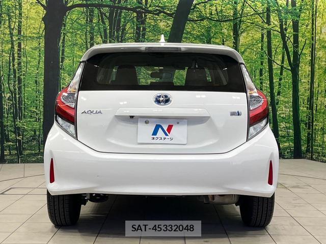 Toyota AQUA 2019-07 8866421-14