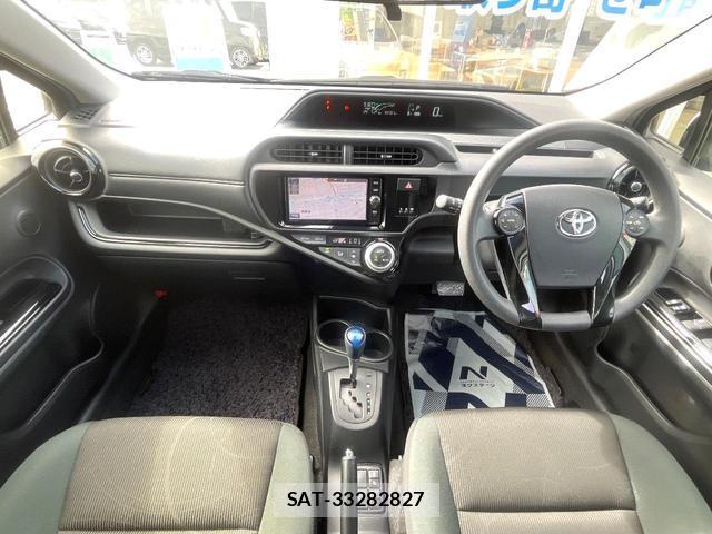 Toyota AQUA 2016-09 8866438-1
