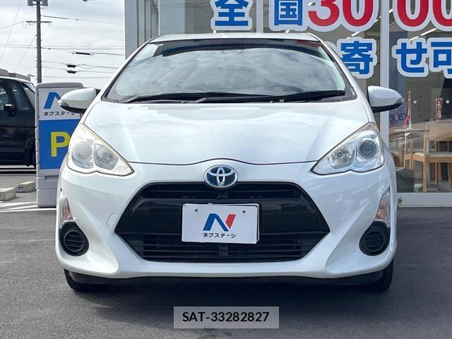 Toyota AQUA 2016-09 8866438-12