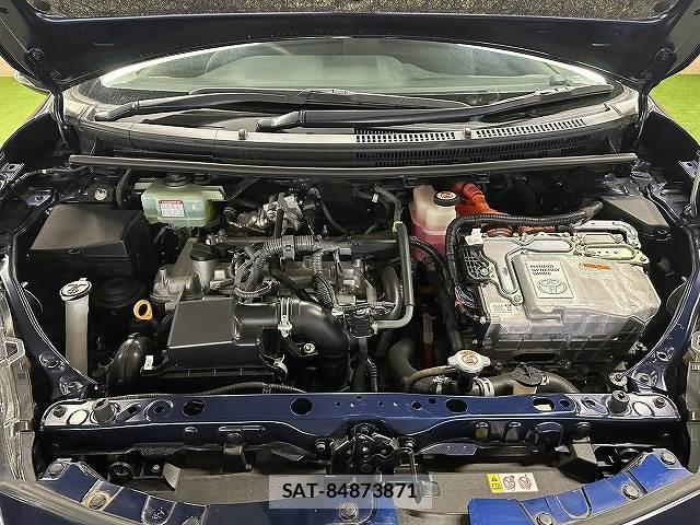 Toyota AQUA 2018-09 8867162-13