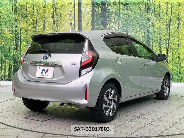 Toyota AQUA 2021-03 8867208-16