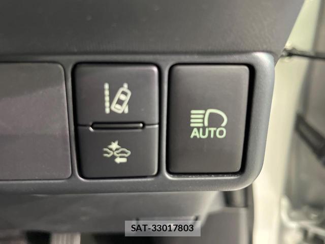 Toyota AQUA 2021-03 8867208-5