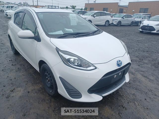 Toyota AQUA 2021-09 8867327-3