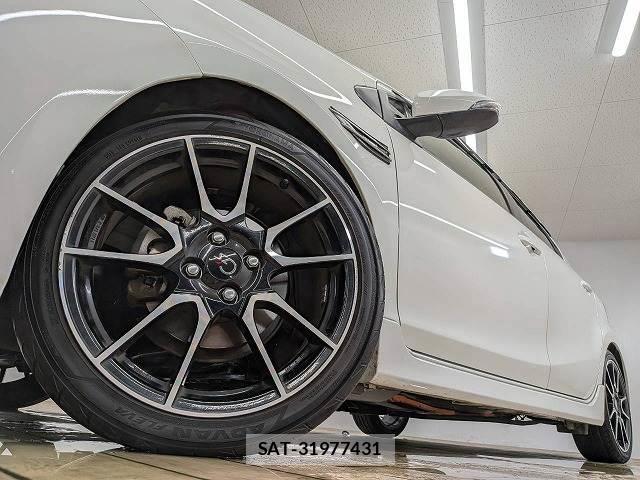 Toyota AQUA 2016-09 8867375-18