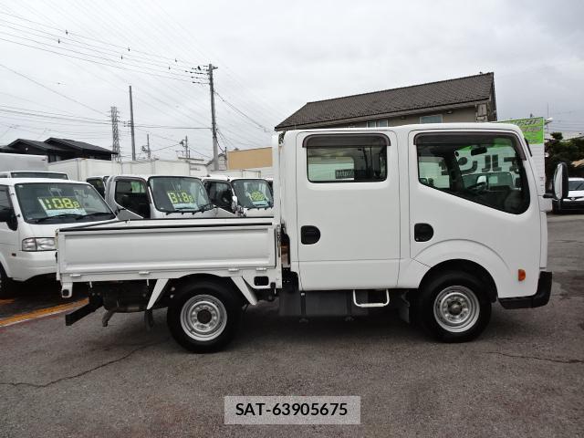 Nissan ATLAS 2018-03 8865560-3