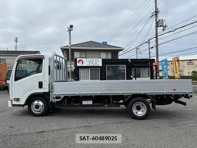 Nissan ATLAS 2023-05 8867149-3