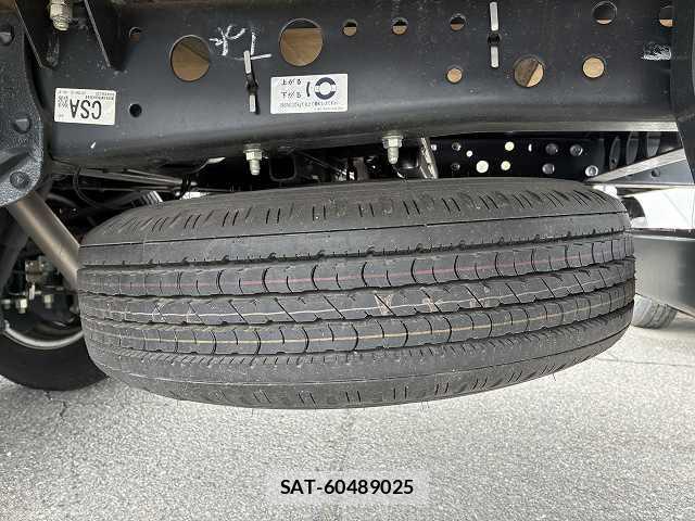 Nissan ATLAS 2023-05 8867149-8