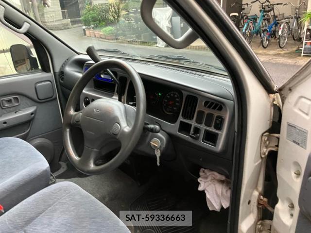 Daihatsu ATRAI WAGON 2003-10 8865891-9