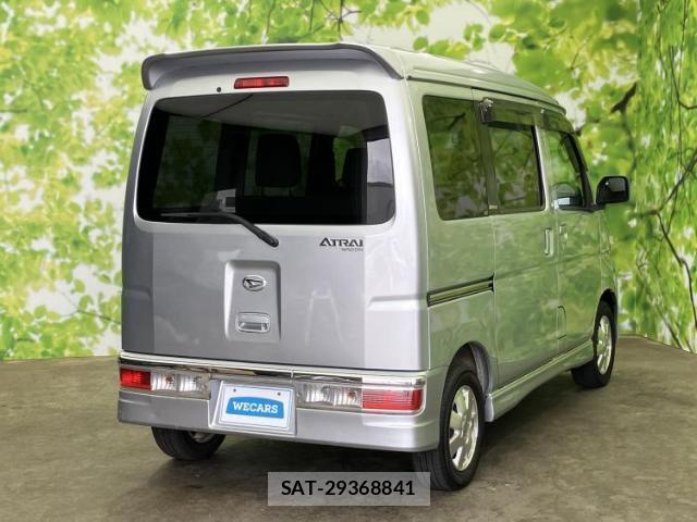 Daihatsu ATRAI WAGON 2015-08 8867348-2