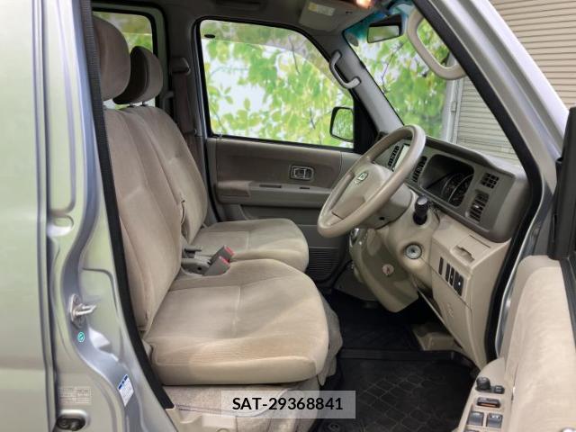 Daihatsu ATRAI WAGON 2015-08 8867348-3
