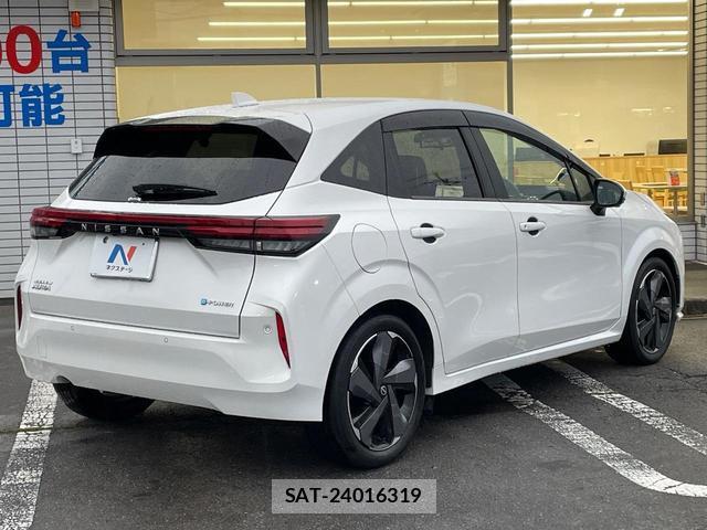 Nissan AURA 2023-06 8865402-16
