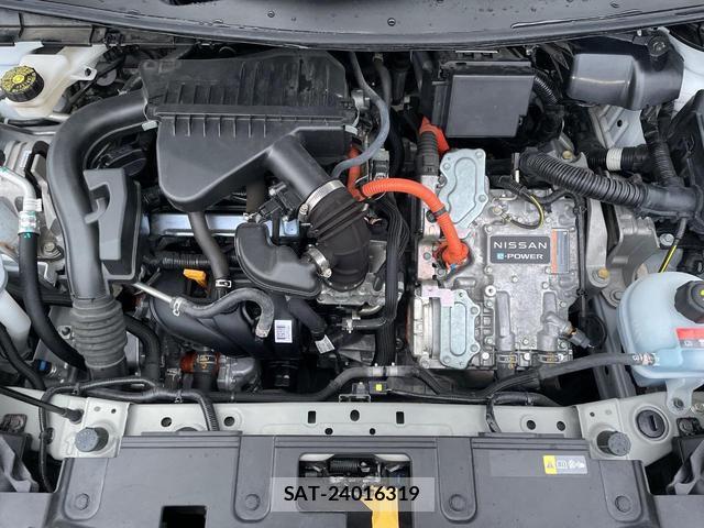 Nissan AURA 2023-06 8865402-17