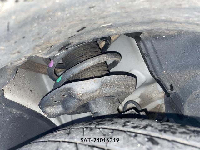 Nissan AURA 2023-06 8865402-19