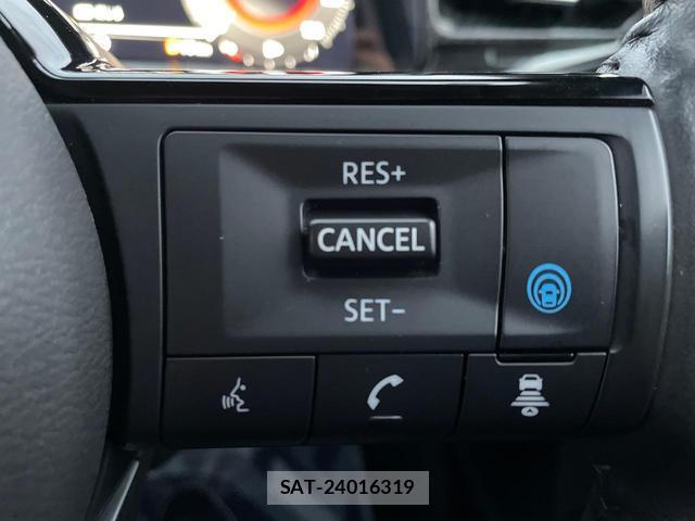 Nissan AURA 2023-06 8865402-3