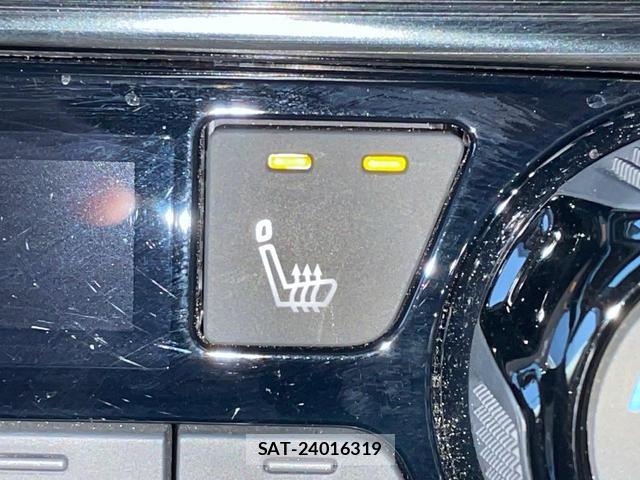Nissan AURA 2023-06 8865402-6