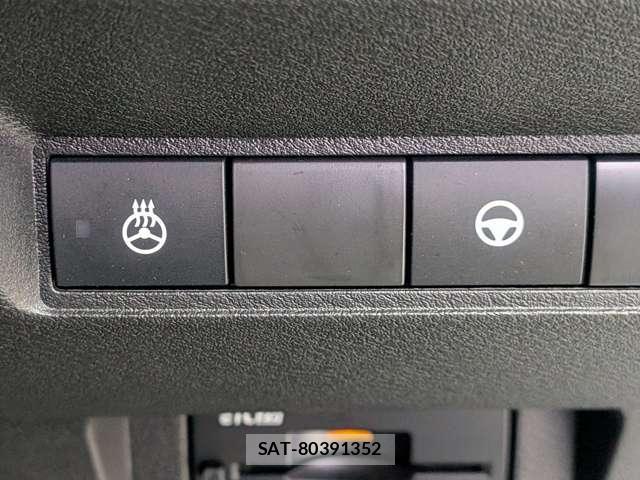 Nissan AURA 2024-06 8865763-12