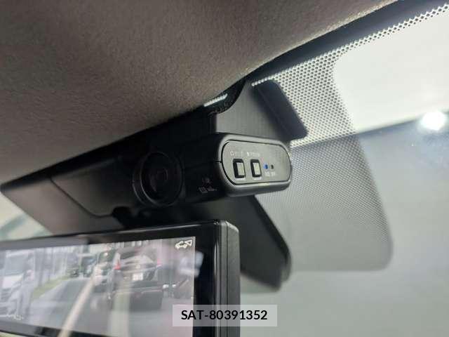 Nissan AURA 2024-06 8865763-15