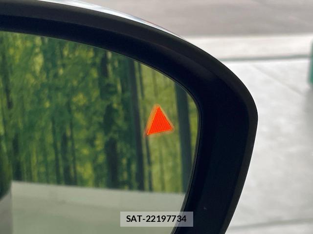 Nissan AURA 2022-06 8866377-7