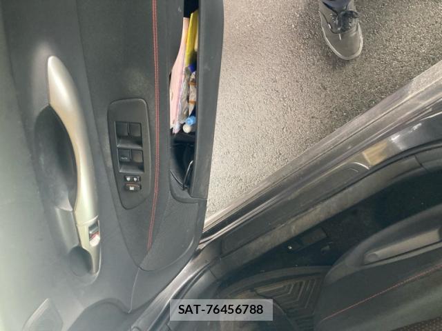 Toyota AURIS 2009-11 8865918-14