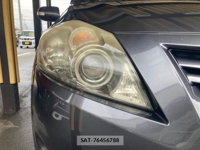 Toyota AURIS 2009-11 8865918-8