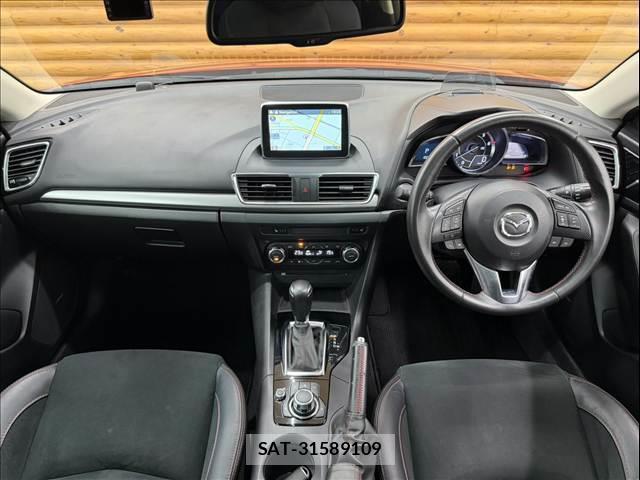 Mazda AXELA SPORT 2015-09 8866068-1
