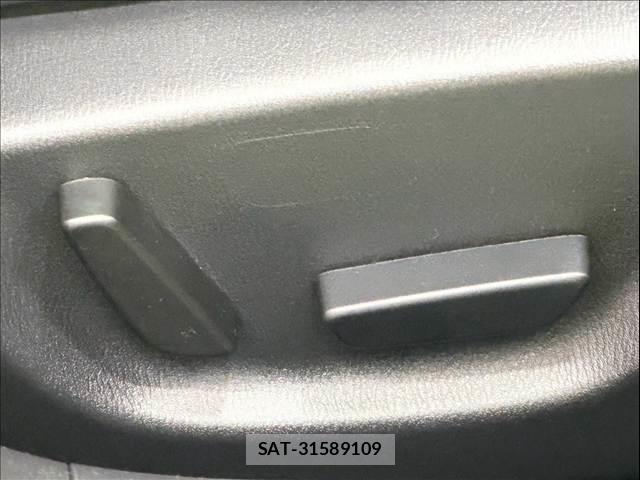 Mazda AXELA SPORT 2015-09 8866068-6