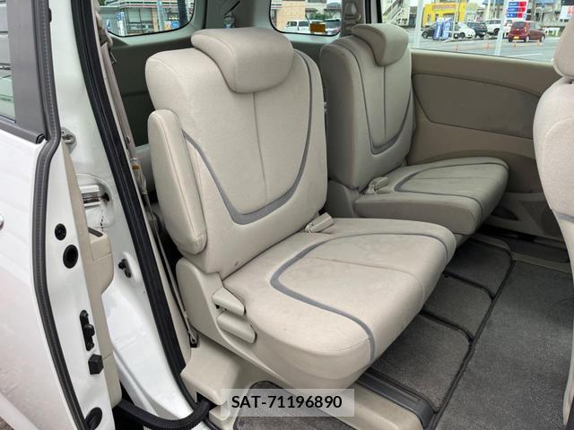 Mazda BIANTE 2009-09 8865512-9