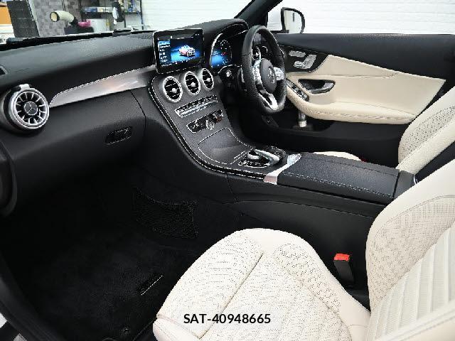 Mercedes Benz C-CLASS 2019-05 8865399-1