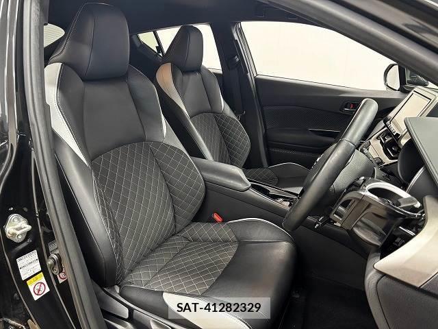 Toyota C-HR 2019-03 8865423-10
