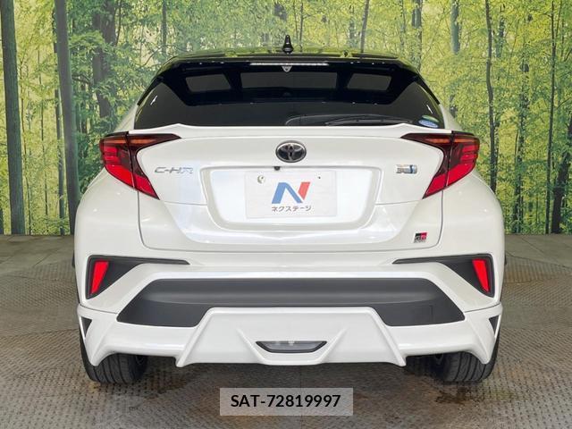 Toyota C-HR 2020-01 8866129-14