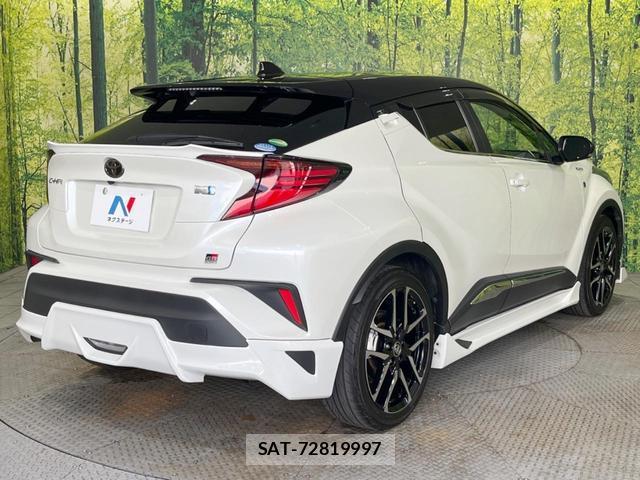 Toyota C-HR 2020-01 8866129-16