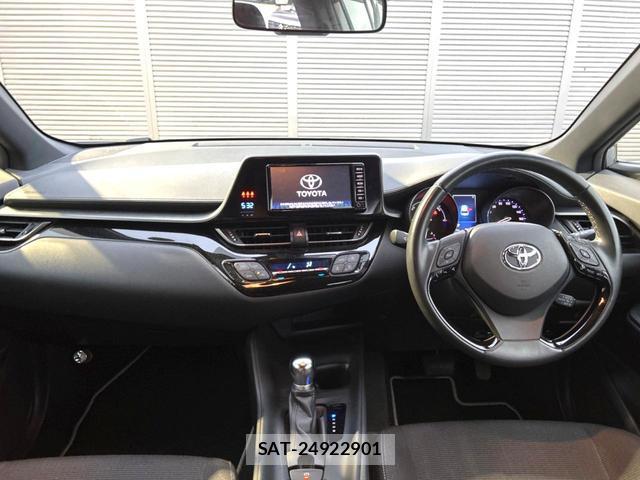 Toyota C-HR 2018-04 8866405-1