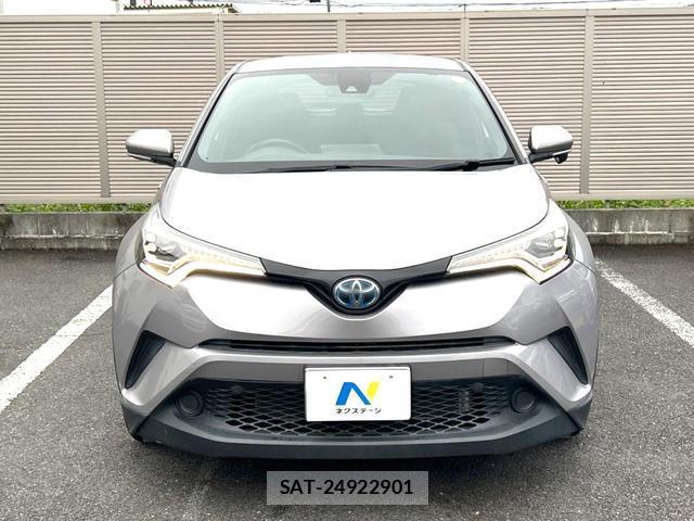 Toyota C-HR 2018-04 8866405-12