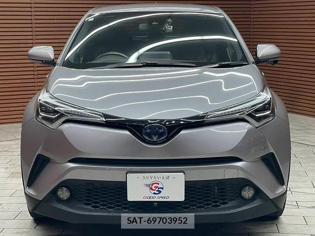 Toyota C-HR 2017-12 8866789-14