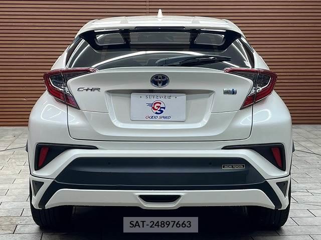 Toyota C-HR 2019-08 8866793-15