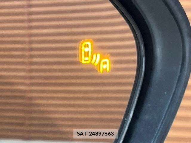 Toyota C-HR 2019-08 8866793-4