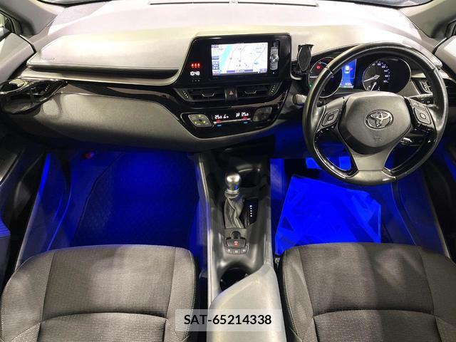 Toyota C-HR 2019-02 8867262-1