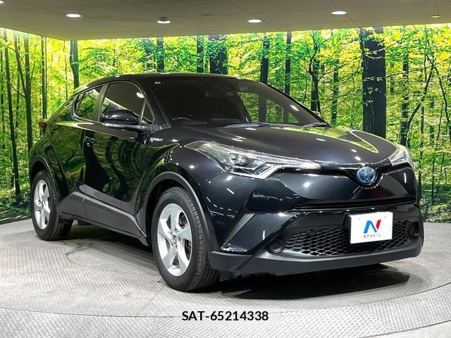 Toyota C-HR 2019-02 8867262-15