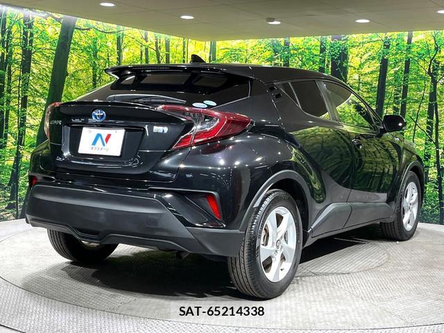Toyota C-HR 2019-02 8867262-16