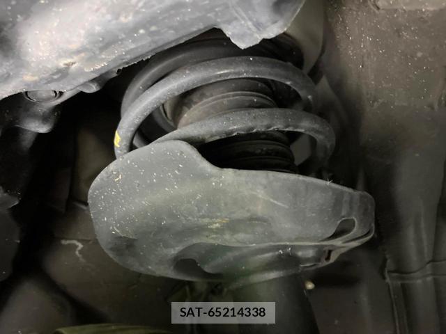 Toyota C-HR 2019-02 8867262-19