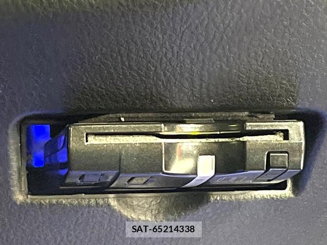 Toyota C-HR 2019-02 8867262-4