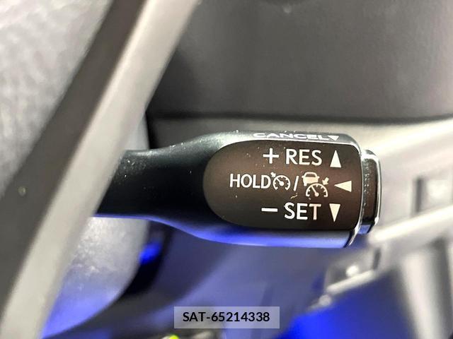 Toyota C-HR 2019-02 8867262-6