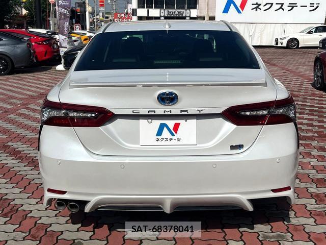 Toyota CAMRY 2023-02 8865815-14